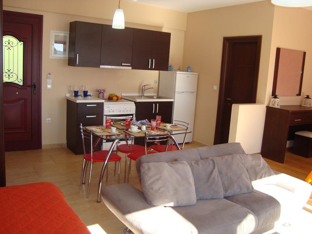 Mikros Gialos Apartments Δωμάτιο φωτογραφία