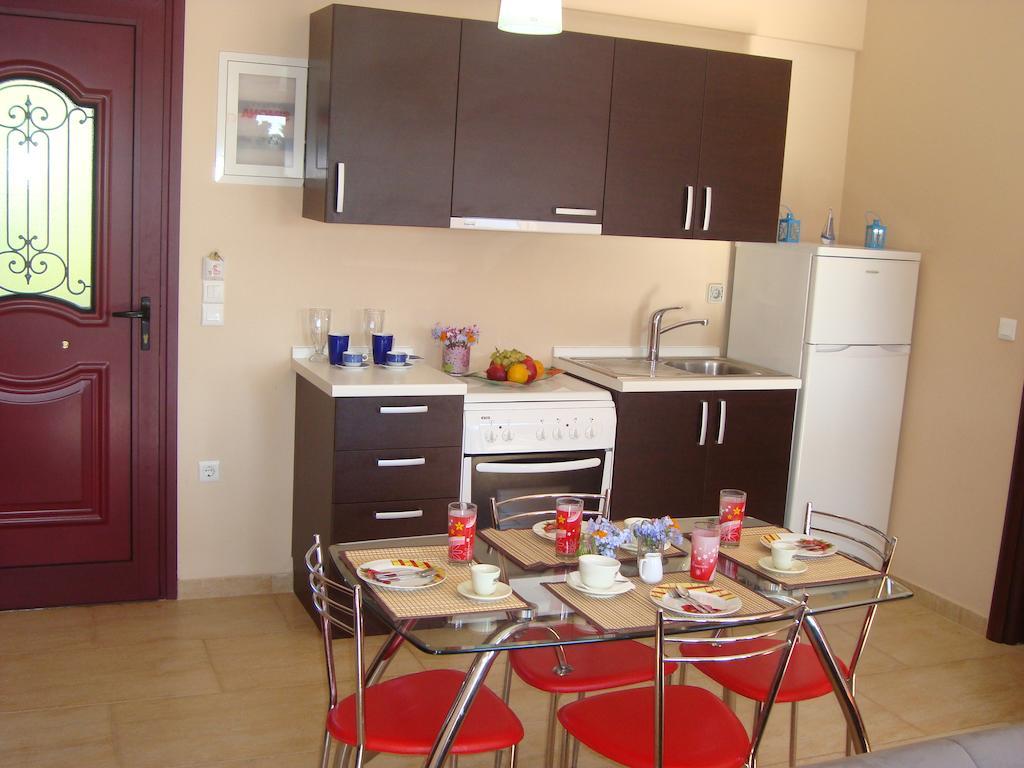 Mikros Gialos Apartments Δωμάτιο φωτογραφία