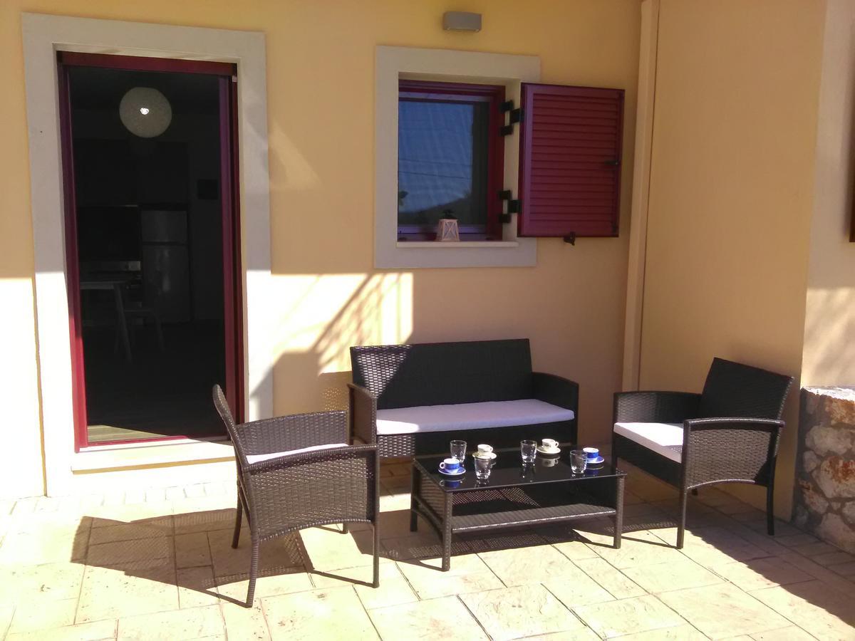 Mikros Gialos Apartments Εξωτερικό φωτογραφία